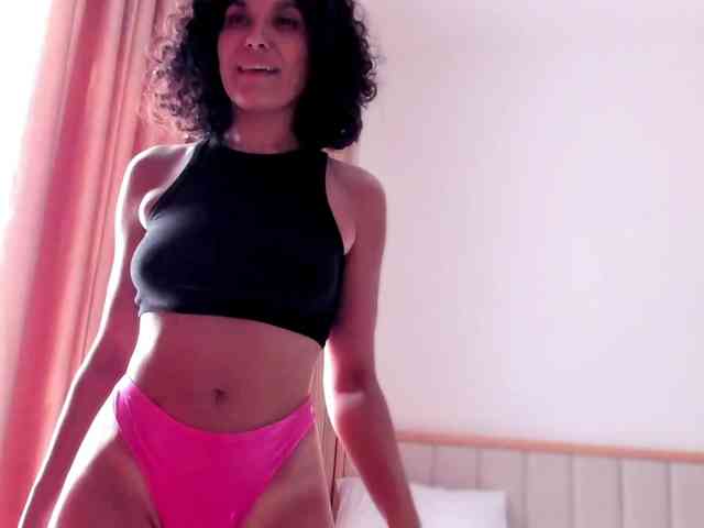 Curly-Sue webcam