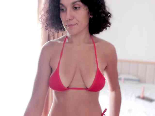 Curly-Sue webcam