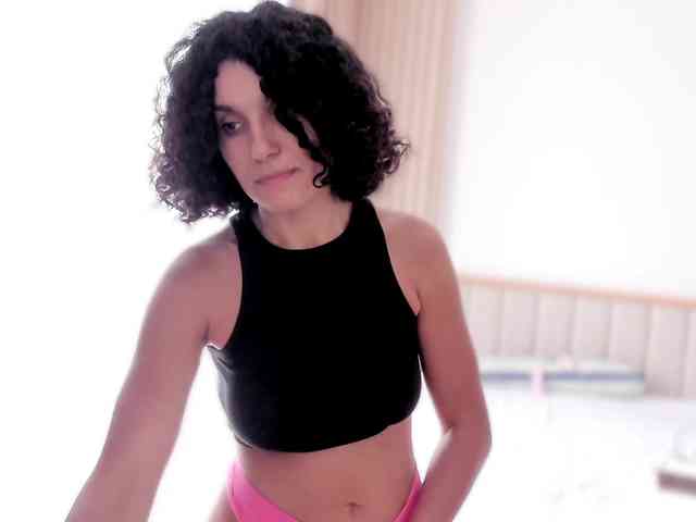 Curly-Sue webcam
