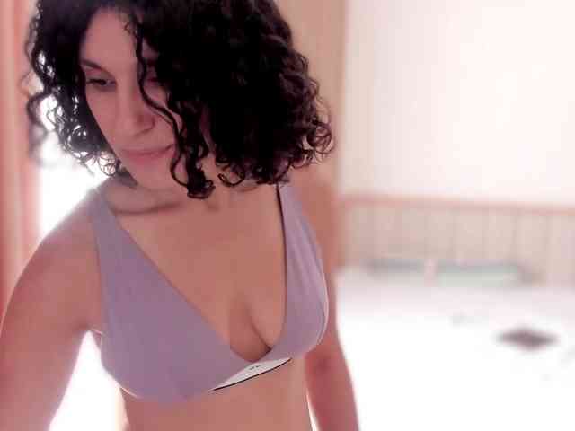 Curly-Sue webcam