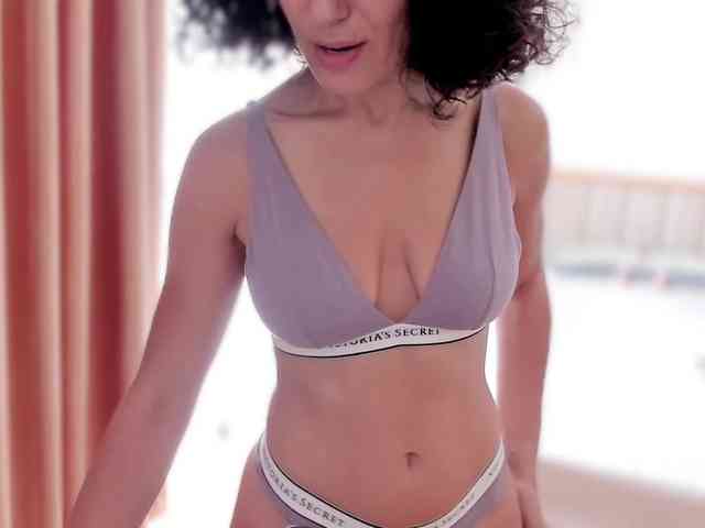 Curly-Sue webcam