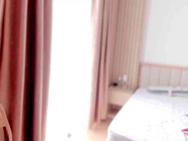 Curly-Sue webcam