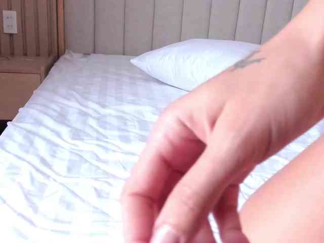Curly-Sue webcam