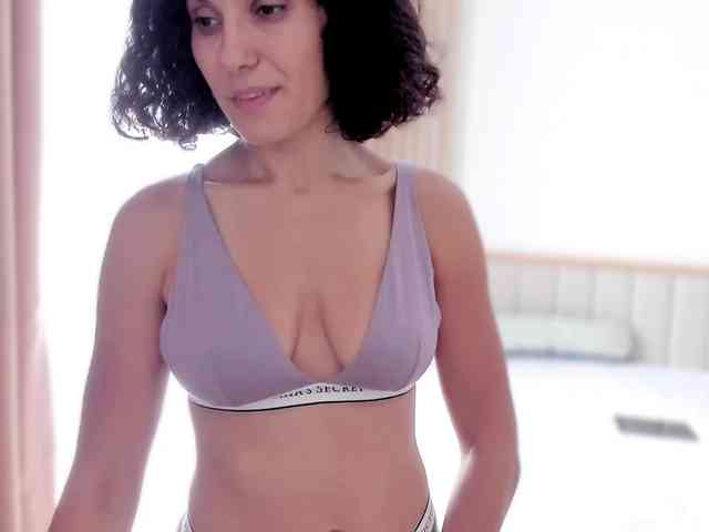 Curly-Sue webcam