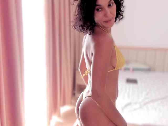 Curly-Sue webcam