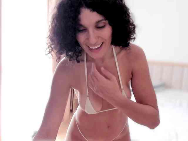 Curly-Sue webcam