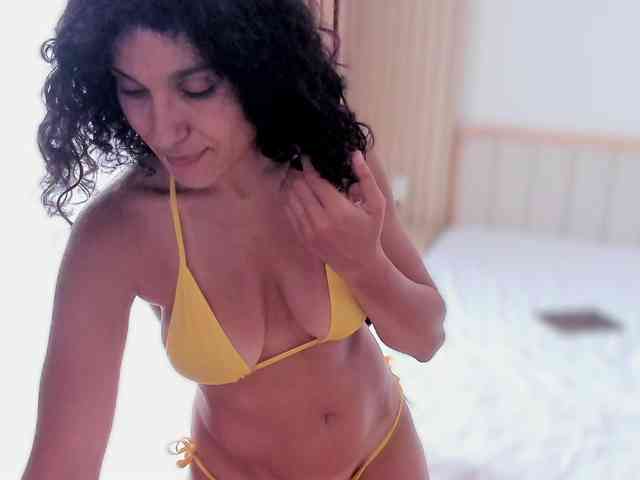 Curly-Sue webcam