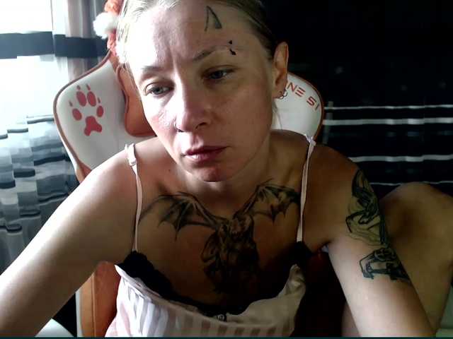 Lollifoxy live webcam show