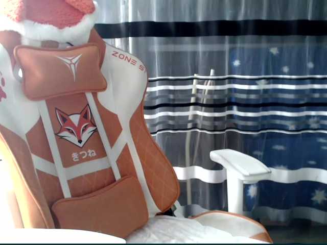 Lollifoxy live cam on BongaCams