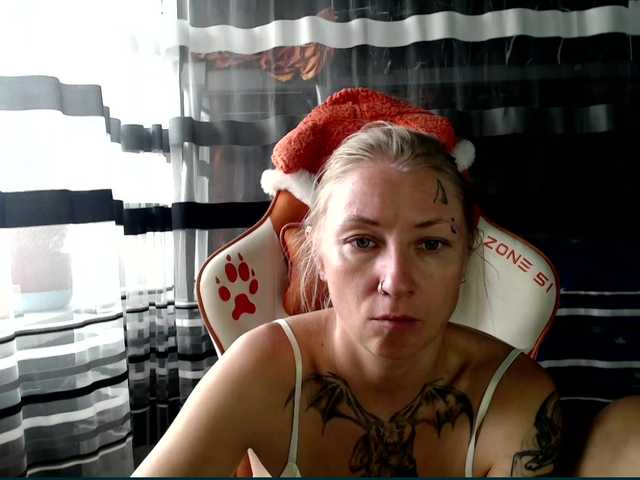 Lollifoxy live cam on BongaCams