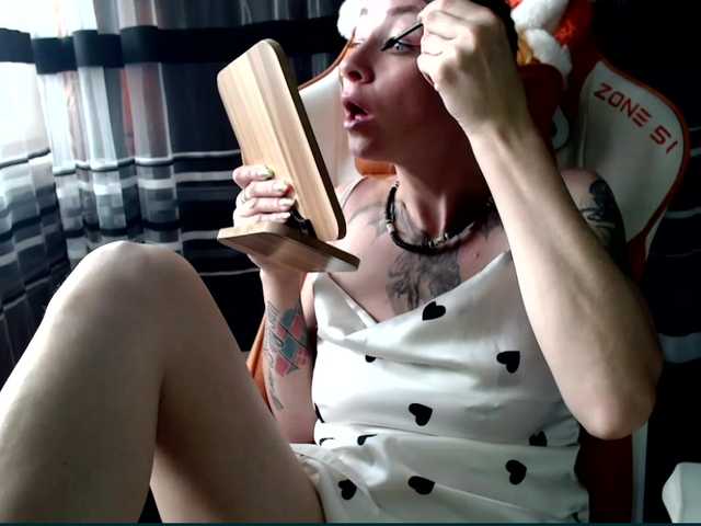 Lollifoxy's BongaCams show and profile