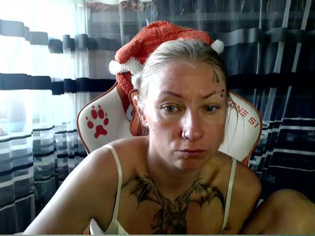 Lollifoxy live webcam show