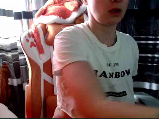 Lollifoxy webcam