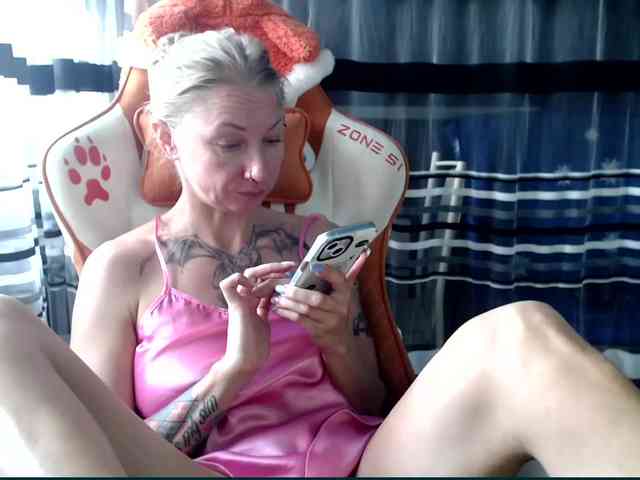 Lollifoxy webcam