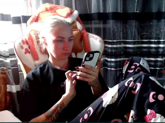 Lollifoxy webcam