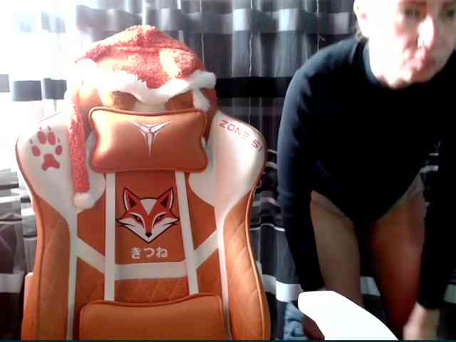 Lollifoxy webcam