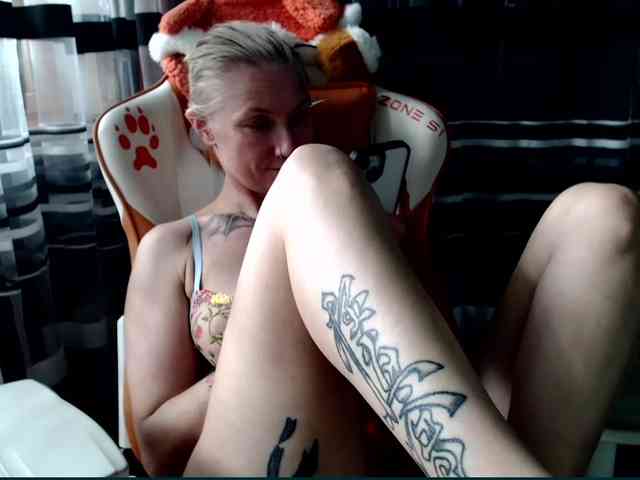 Lollifoxy webcam