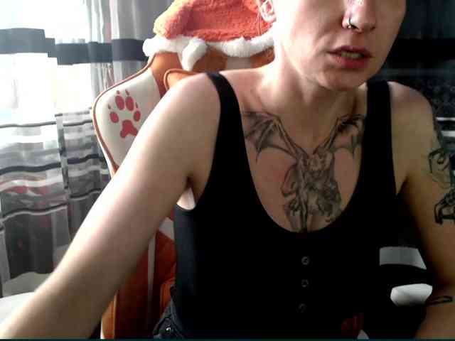 Lollifoxy webcam