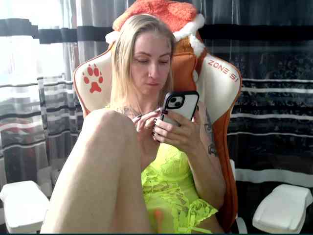 Lollifoxy webcam