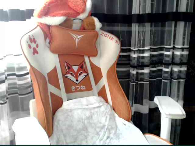 Lollifoxy webcam