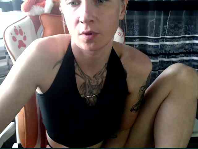Lollifoxy webcam