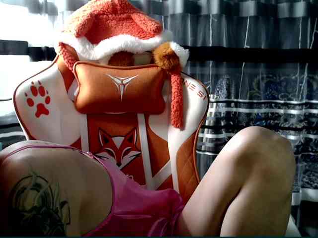Lollifoxy webcam