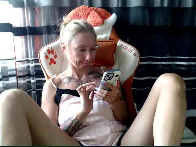 chat on line Lollifoxy
