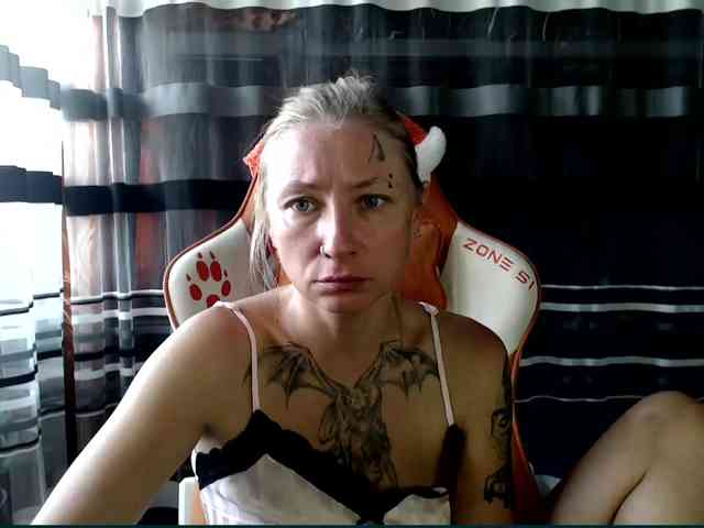 Lollifoxy webcam