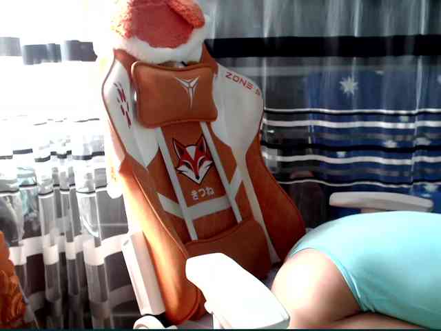 Lollifoxy webcam