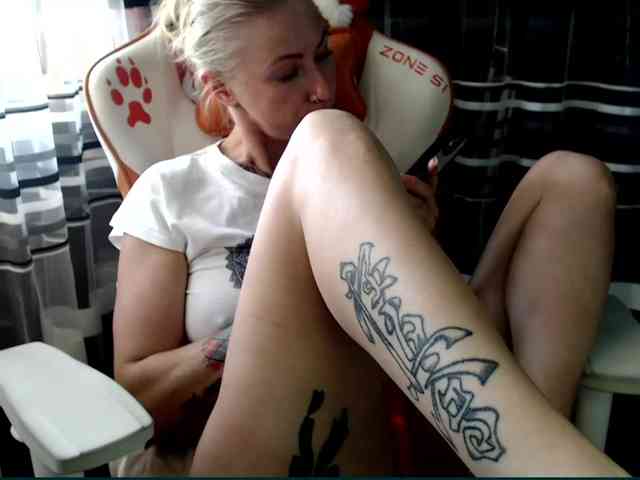 Lollifoxy webcam