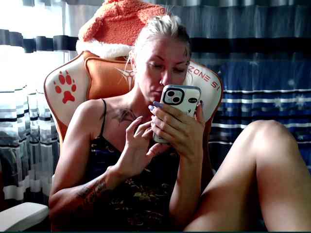 Lollifoxy webcam