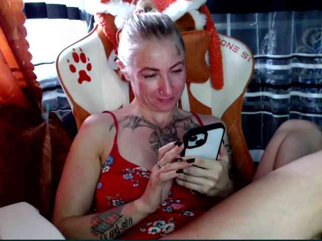 Lollifoxy webcam
