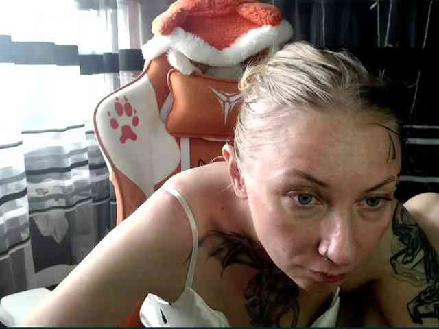 Lollifoxy webcam
