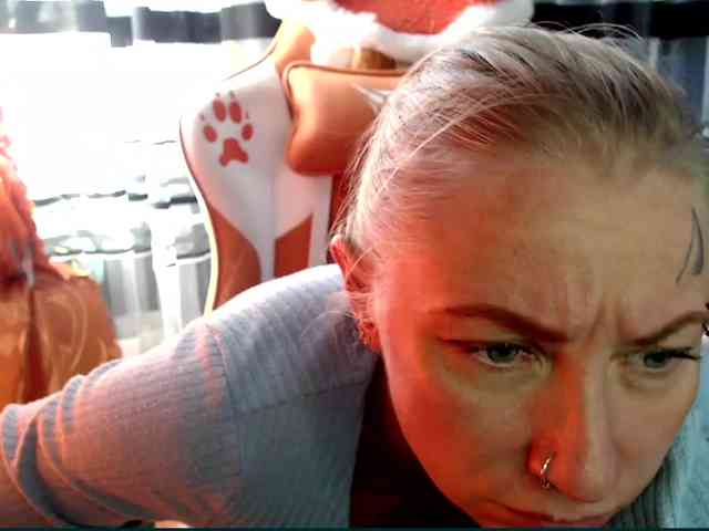 Lollifoxy webcam