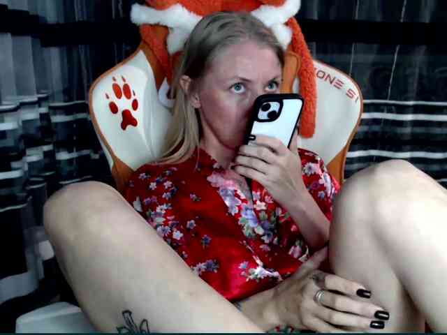 Lollifoxy webcam