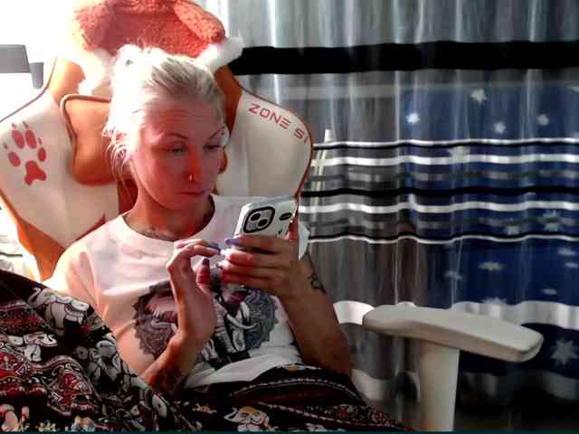 Lollifoxy webcam