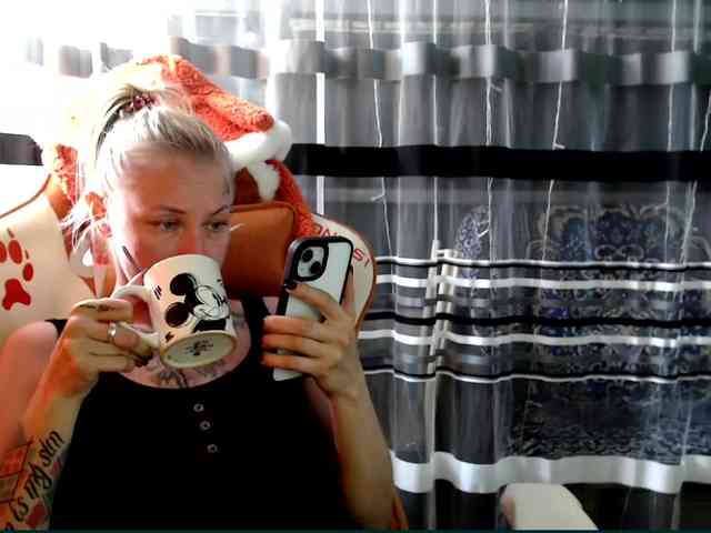 Lollifoxy webcam