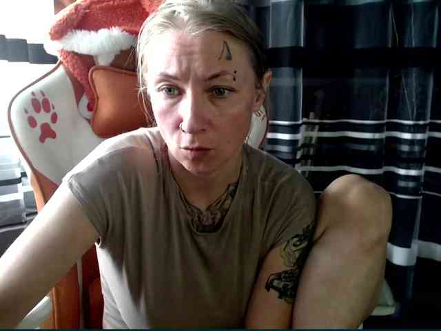 Lollifoxy webcam