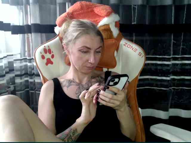 Lollifoxy webcam