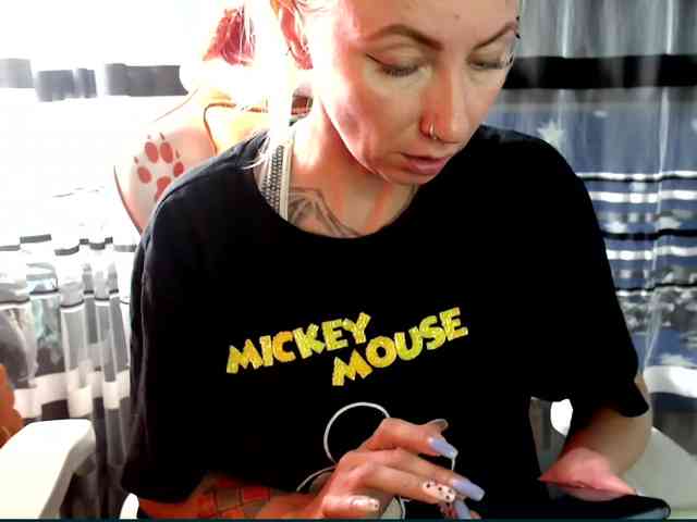 Lollifoxy Live Webcam on BongaCams
