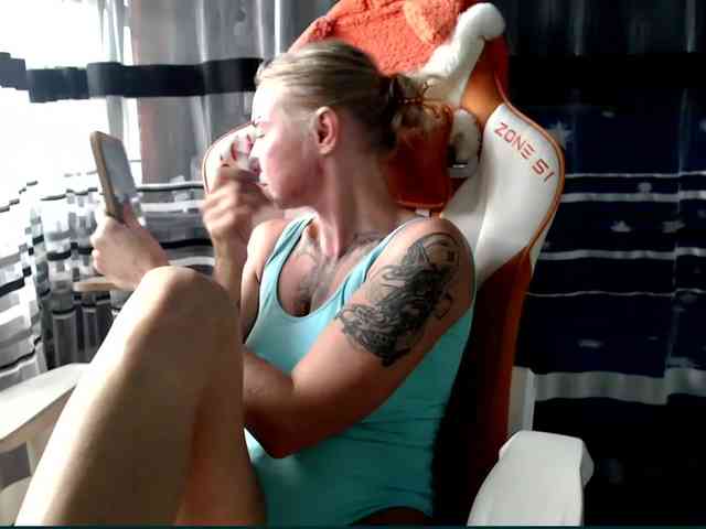 Lollifoxy webcam