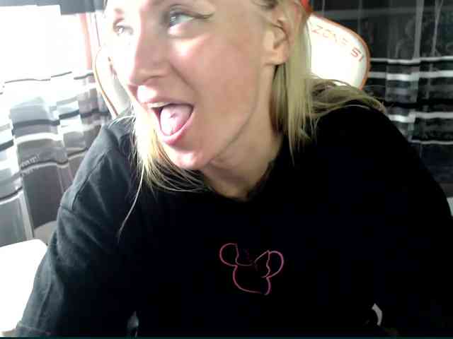 Lollifoxy webcam