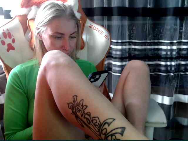 Lollifoxy webcam