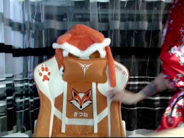 Lollifoxy webcam