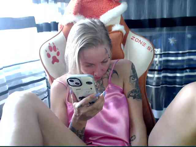 Lollifoxy webcam