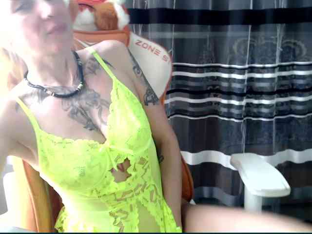 Lollifoxy webcam