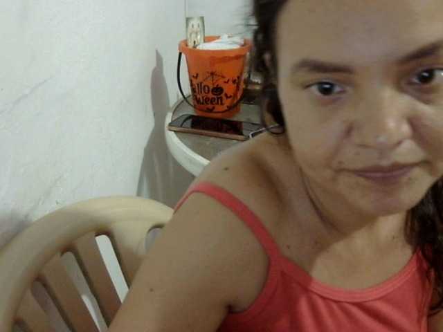ElizabethMart live cam on BongaCams