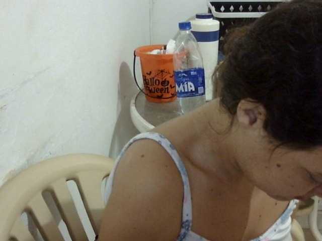 ElizabethMart Cam en directo en BongaCams