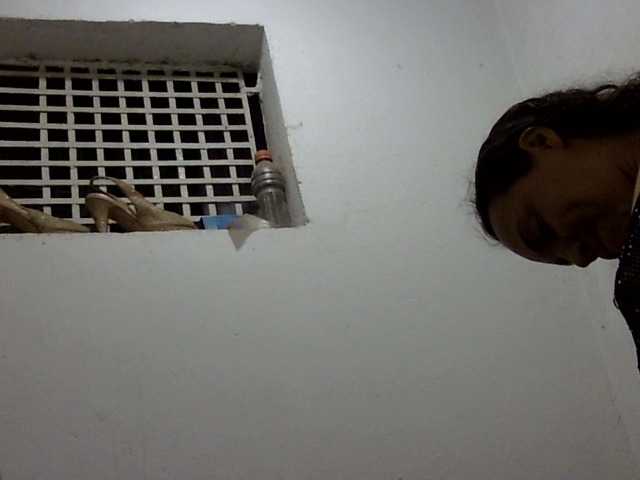 ElizabethMart live cam on BongaCams