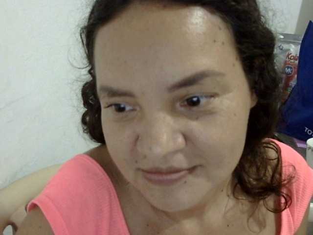 ElizabethMart live cam on BongaCams
